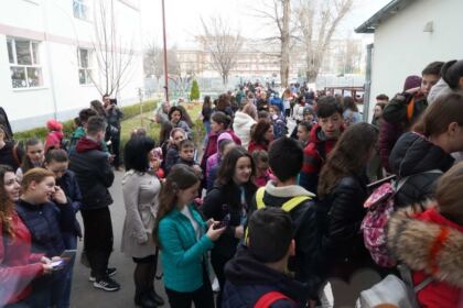 Etapa judeţeană a Olimpiadei de Religie în Galaţi şi Brăila – fotografia 5