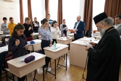 Etapa judeţeană a Olimpiadei de Religie în Galaţi şi Brăila – fotografia 15