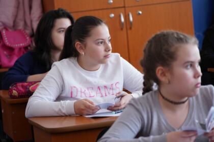 Etapa judeţeană a Olimpiadei de Religie în Galaţi şi Brăila – fotografia 16