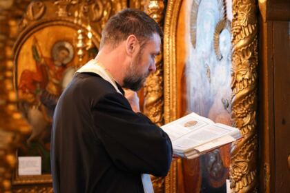 Istorica biserică Buna Vestire din Galaţi şi-a sărbătorit hramul – fotografia 5