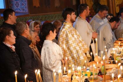 Istorica biserică Buna Vestire din Galaţi şi-a sărbătorit hramul – fotografia 10