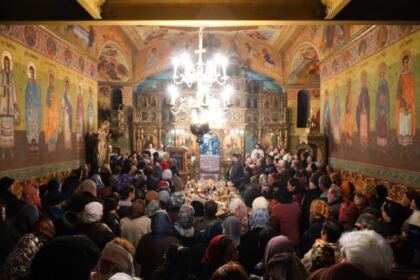 Istorica biserică Buna Vestire din Galaţi şi-a sărbătorit hramul – fotografia 15