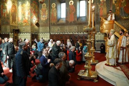 25 de tineri cu autism au fost prezenți astăzi la Catedrala Arhiepiscopală din Galați – fotografia 4