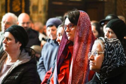 25 de tineri cu autism au fost prezenți astăzi la Catedrala Arhiepiscopală din Galați – fotografia 11