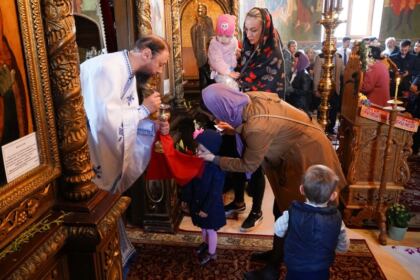 Istorica biserică Buna Vestire din Galaţi şi-a sărbătorit hramul – fotografia 4