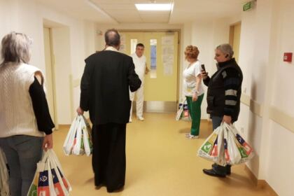 Istorica biserică Buna Vestire din Galaţi şi-a sărbătorit hramul – fotografia 3