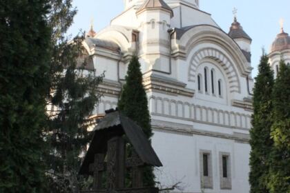 Acţiuni social-filantropice în Duminica Sfintei Cruci în Eparhia Dunării de Jos – fotografia 1