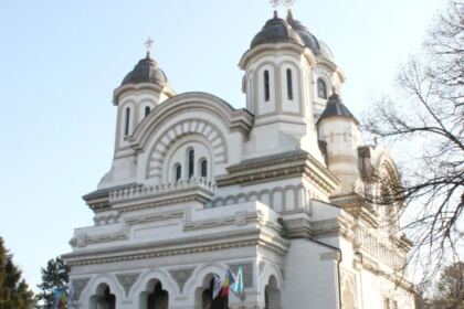 Acţiuni social-filantropice în Duminica Sfintei Cruci în Eparhia Dunării de Jos – fotografia 2