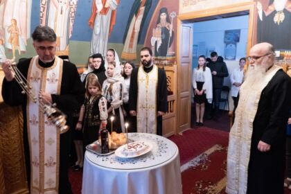 Centrul de asistenţă medicală „Sfinţii Doctori fără de arginţi Cosma şi Damian“ din Galaţi şi-a sărbătorit ocrotitorii spirituali – fotografia 10