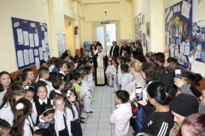 Şcoala Gimnazială „Sfinţii Arhangheli Mihail şi Gavriil“ din Galaţi şi-a cinstit ocrotitorii spirituali – fotografia 12