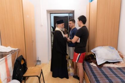 Căminele Universităţii „Dunărea de Jos“ din Galaţi au fost binecuvântate – fotografia 15
