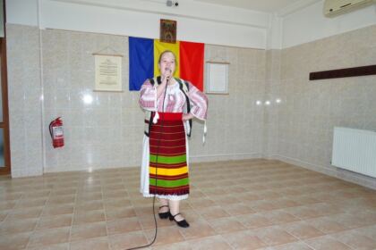Parohia „Sf. Stelian“ din Galaţi şi-a serbat ocrotitorul spiritual prin deosebite activităţi culturale şi social-filantropice la Centrul „Speranţe pentru vârsta a III-a“ – fotografia 20