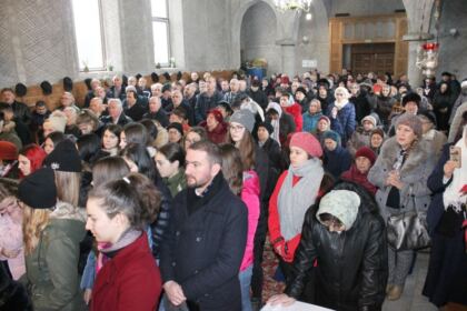 Parohia „Sf. Stelian“ din Galaţi şi-a serbat ocrotitorul spiritual prin deosebite activităţi culturale şi social-filantropice la Centrul „Speranţe pentru vârsta a III-a“ – fotografia 7
