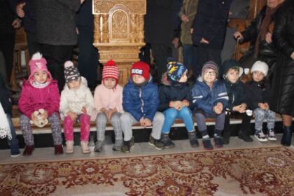 Parohia „Sf. Stelian“ din Galaţi şi-a serbat ocrotitorul spiritual prin deosebite activităţi culturale şi social-filantropice la Centrul „Speranţe pentru vârsta a III-a“ – fotografia 9