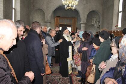 Parohia „Sf. Stelian“ din Galaţi şi-a serbat ocrotitorul spiritual prin deosebite activităţi culturale şi social-filantropice la Centrul „Speranţe pentru vârsta a III-a“ – fotografia 13
