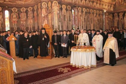 La Galaţi a avut loc cea de-a 19-a ediţie a Simpozionului naţional interseminarial – fotografia 6