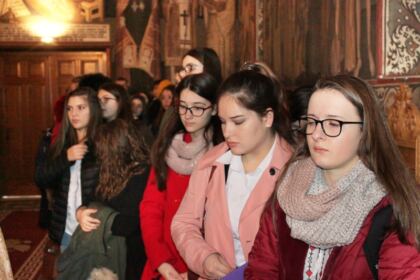 La Galaţi a avut loc cea de-a 19-a ediţie a Simpozionului naţional interseminarial – fotografia 7