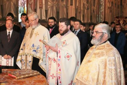 La Galaţi a avut loc cea de-a 19-a ediţie a Simpozionului naţional interseminarial – fotografia 14