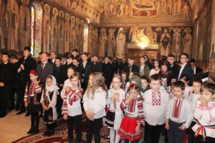 Sfântul Apostol Andrei cinstit de seminariştii gălăţeni – fotografia 3