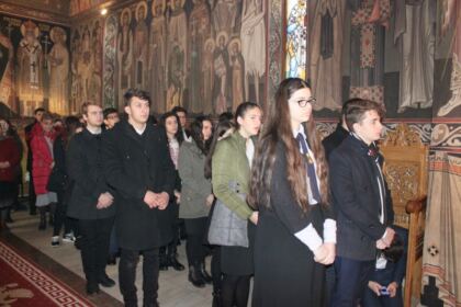 Sfântul Apostol Andrei cinstit de seminariştii gălăţeni – fotografia 10