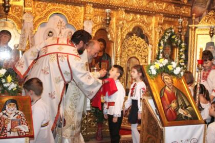 Sfântul Apostol Andrei cinstit de seminariştii gălăţeni – fotografia 13
