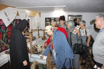 Persoanele vârstnice au fost sărbătorite la Centrul Multifuncţional de Servicii Sociale „Speranţe Pentru Vârsta a III-a“ – fotografia 21