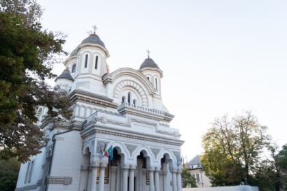 Deschiderea solemnă a cursurilor la Facultatea de Istorie, Filozofie şi Teologie din Galaţi – fotografia 1