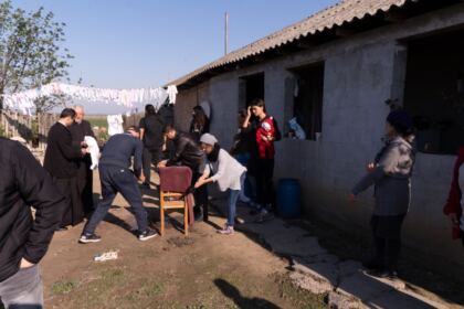 Acţiune filantropică desfăşurată în Insula Mare a Brăilei – fotografia 8