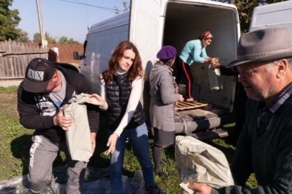 Acţiune filantropică desfăşurată în Insula Mare a Brăilei – fotografia 14