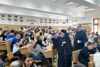 Zi de bucurie şi de binecuvântare pentru elevii Colegiului Naţional „Gheorghe Munteanu Murgoci“ din Brăila – fotografia 12