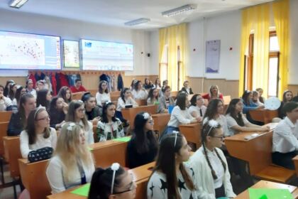 Zi de bucurie şi de binecuvântare pentru elevii Colegiului Naţional „Gheorghe Munteanu Murgoci“ din Brăila – fotografia 15