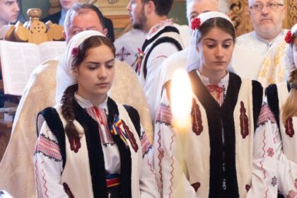 Conferinţă semestrială şi sfinţirea noului Aşezământ parohial din localitatea Brătuleşti, judeţul Galaţi – fotografia 15