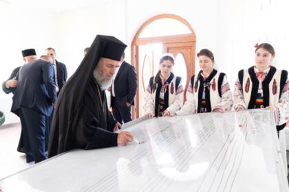 Conferinţă semestrială şi sfinţirea noului Aşezământ parohial din localitatea Brătuleşti, judeţul Galaţi – fotografia 19