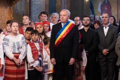 Conferinţă semestrială şi sfinţirea aşezământului parohial din localitatea Frumuşiţa, Protopopiatul Târgu Bujor, judeţul Galaţi – fotografia 8