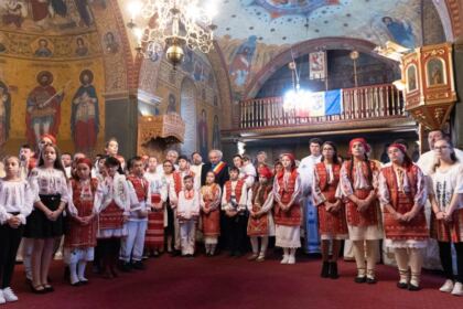 Conferinţă semestrială şi sfinţirea aşezământului parohial din localitatea Frumuşiţa, Protopopiatul Târgu Bujor, judeţul Galaţi – fotografia 13
