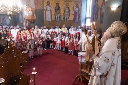 Conferinţă semestrială şi sfinţirea aşezământului parohial din localitatea Frumuşiţa, Protopopiatul Târgu Bujor, judeţul Galaţi – fotografia 25