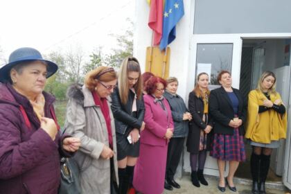 Zi de sărbătoare în localitatea Lungești din județul Galați – fotografia 12