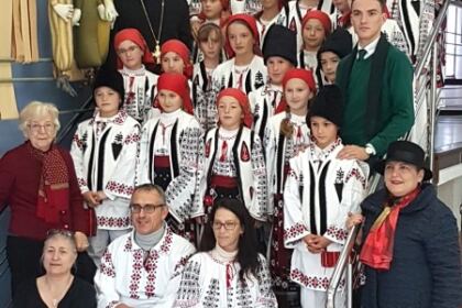 Tineri din satul românesc din sudul Moldovei în vizită la locuri emblematice din București – fotografia 25