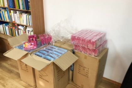 Ghiozdane şi rechizite şcolare pentru 4.000 de copii din Arhiepiscopia Dunării de Jos – fotografia 4