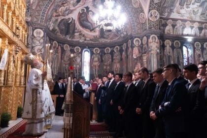 Festivitatea de deschidere a noului an şcolar la Seminarul Teologic „Sfântul Apostol Andrei“ din Galaţi – fotografia 12
