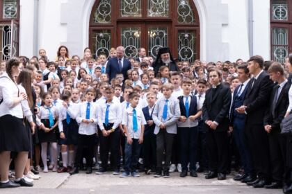 Festivitatea de deschidere a noului an şcolar la Seminarul Teologic „Sfântul Apostol Andrei“ din Galaţi – fotografia 20