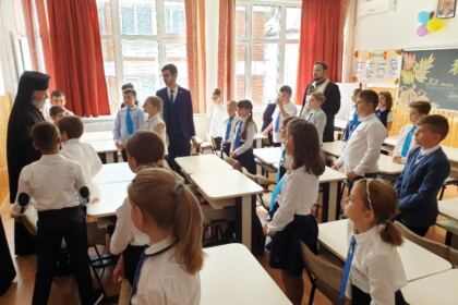 Festivitatea de deschidere a noului an şcolar la Seminarul Teologic „Sfântul Apostol Andrei“ din Galaţi – fotografia 23