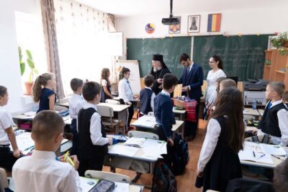 Festivitatea de deschidere a noului an şcolar la Seminarul Teologic „Sfântul Apostol Andrei“ din Galaţi – fotografia 26