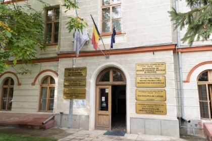 Consfătuirea anuală a profesorilor de religie din judeţele Galaţi şi Brăila – fotografia 8