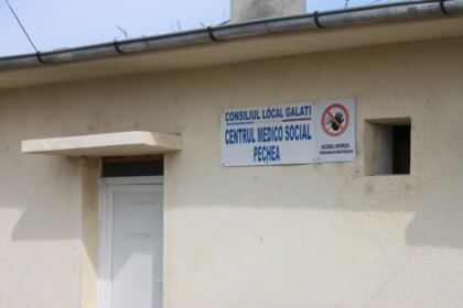 Arhiepiscopia Dunării de Jos ajută persoanele internate la Centrul Medico-Social din localitatea Pechea, judeţul Galaţi – fotografia 7