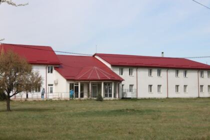 Arhiepiscopia Dunării de Jos ajută persoanele internate la Centrul Medico-Social din localitatea Pechea, judeţul Galaţi – fotografia 8