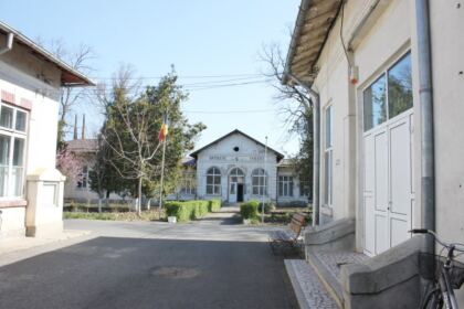 Ajutoare pentru Spitalul din localitatea Iveşti şi alţi semeni nevoiaşi – fotografia 13