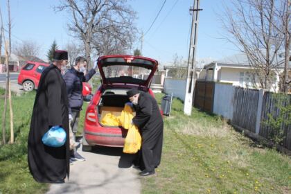 Ajutoare pentru Spitalul din localitatea Iveşti şi alţi semeni nevoiaşi – fotografia 19