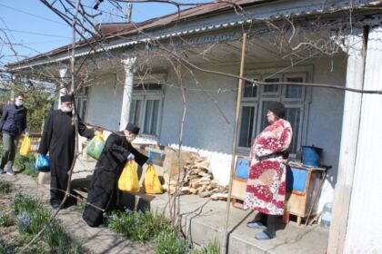 Ajutoare pentru Spitalul din localitatea Iveşti şi alţi semeni nevoiaşi – fotografia 21