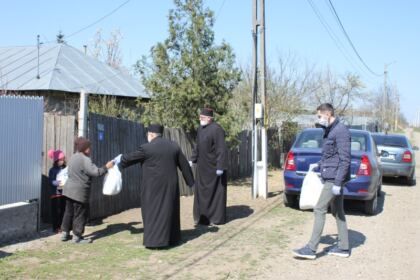 Ajutoare pentru Spitalul din localitatea Iveşti şi alţi semeni nevoiaşi – fotografia 30